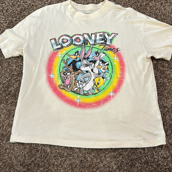 Looney Toons Graphic Tee - Picture 1 of 3